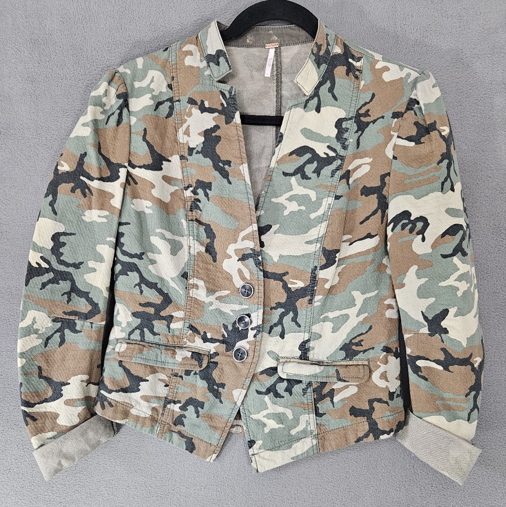 Free People Women's Camouflage Blazer Boho Fitted Jacket Army Green Brown Size 4